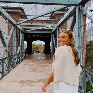 Meet your Posher, Grace